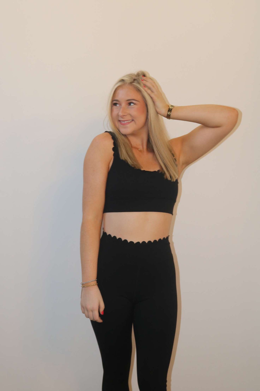Serena Scalloped Leggings - Black