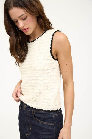 Contrast trim sweater top